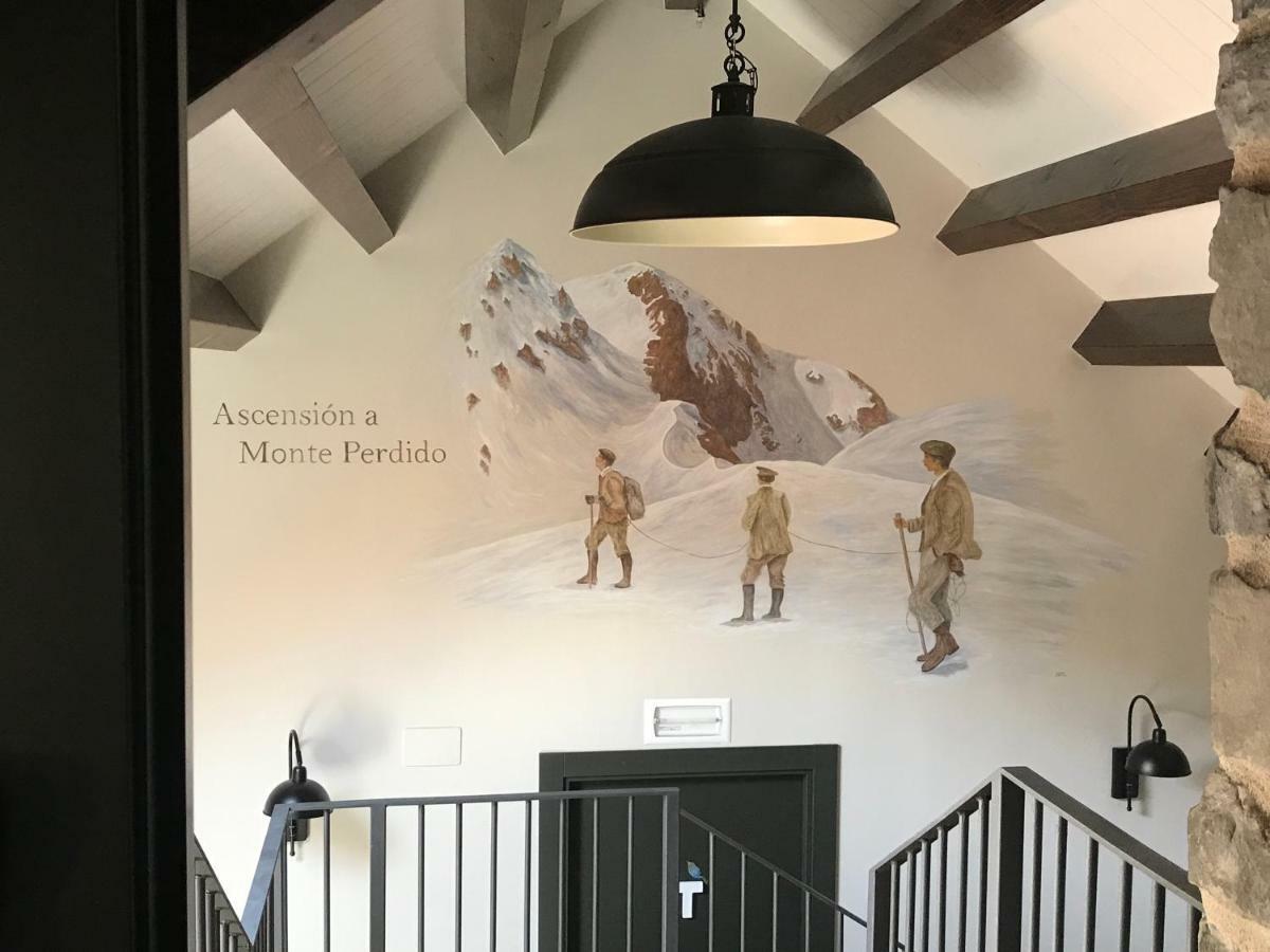 Hostel-Albergue Monte Perdido Torla Eksteriør billede